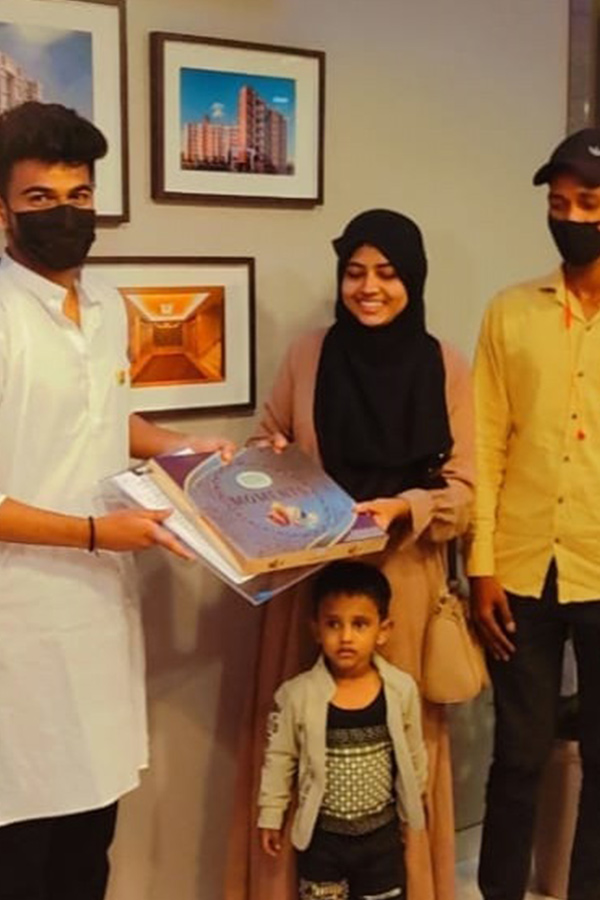 Vijay Jeswani Customer