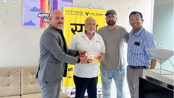 Vijay Jeswani Builders & Developers Happy Family